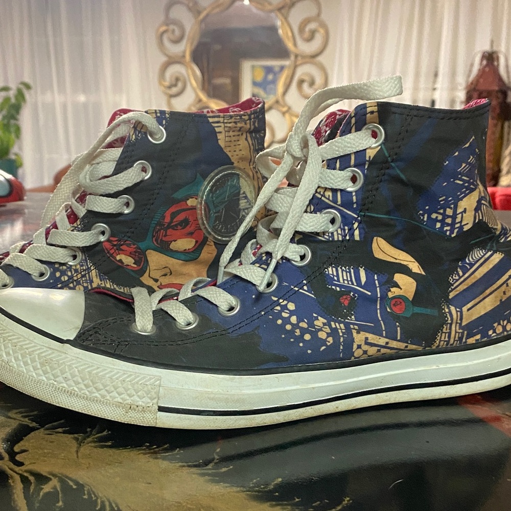 Limited CONVERSE All Star High top *DC Comics Catwoman* Women's 11 Men's 9